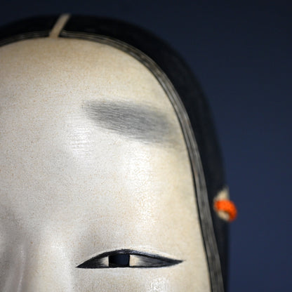 Onna Noh Mask named “KOOMOTE / 小面” which means young pretty woman