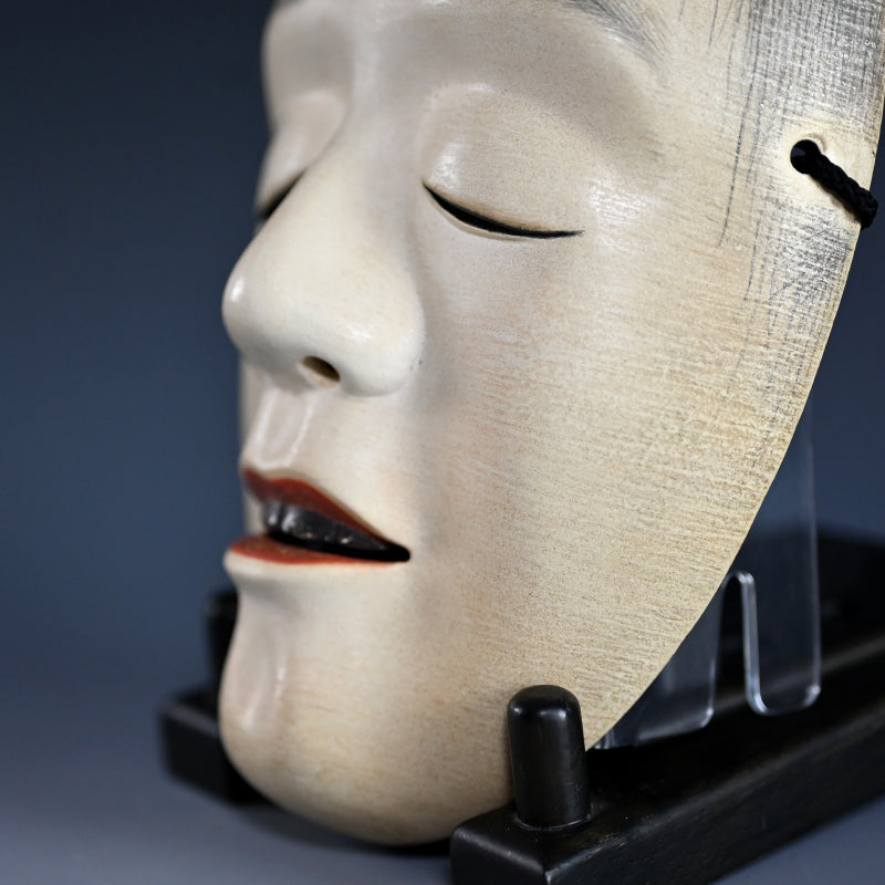 Otoko Noh Mask named “YOROBOSHI” which indicates weak blind beggar