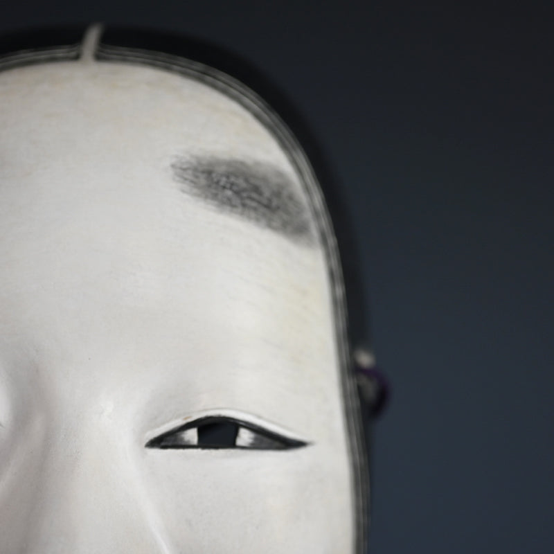 Onna Noh Mask named “KOOMOTE” which indicates young girl