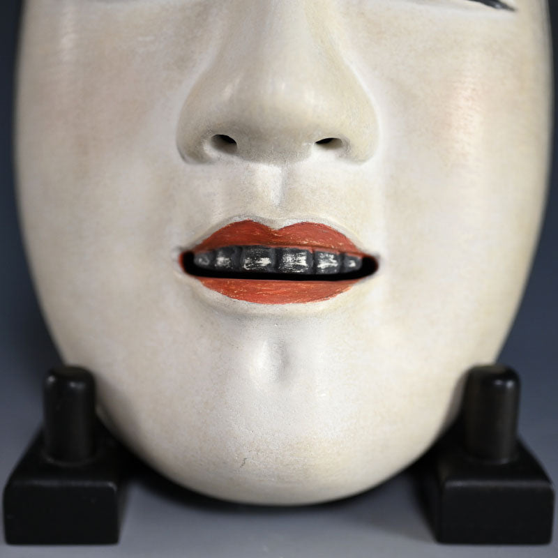 Onna Noh Mask named “ZOUONNA”