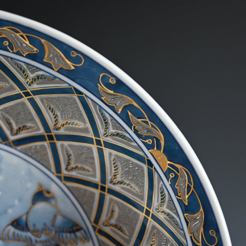 Exquisite Platinum Glaze Porcelain Plate  ―"純プラチナ彩　福良雀"