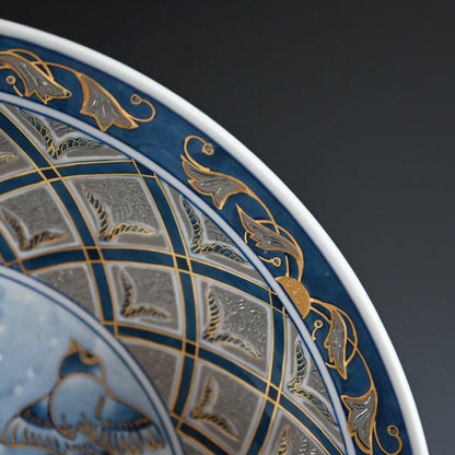 Exquisite Platinum Glaze Porcelain Plate  ―"純プラチナ彩　福良雀"