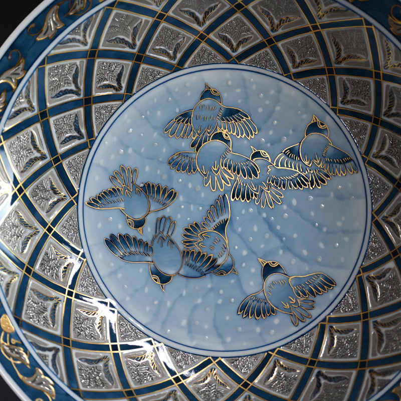 Exquisite Platinum Glaze Porcelain Plate  ―"純プラチナ彩　福良雀"