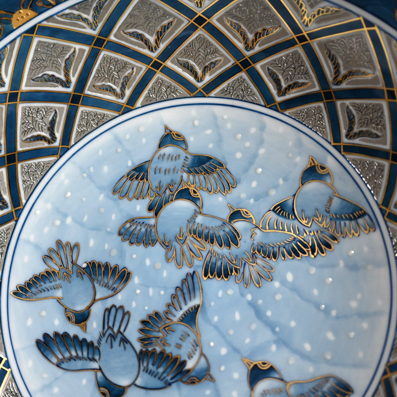 Exquisite Platinum Glaze Porcelain Plate  ―"純プラチナ彩　福良雀"