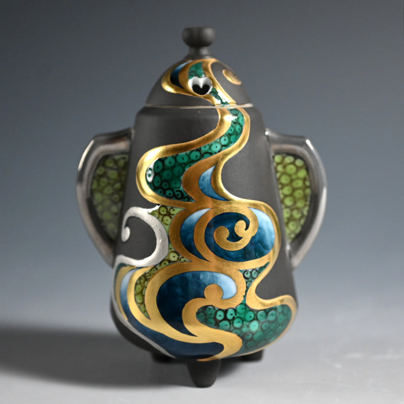 Unusual gold decorated Porcelain Koro ー"純プラチナ彩 流水"