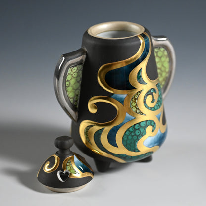 Unusual gold decorated Porcelain Koro ー"純プラチナ彩 流水"