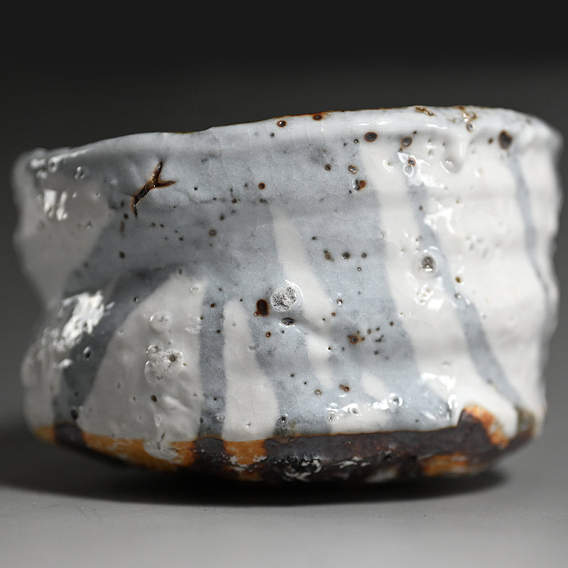 White Glazed Chawan Tea Bowl ー"白釉 茶碗"