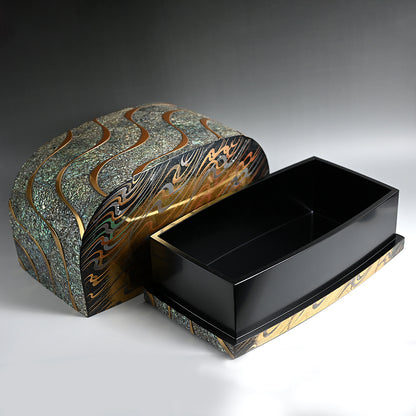Incredible Large Lacquer Box ー服部 峻昇 “漆箱"