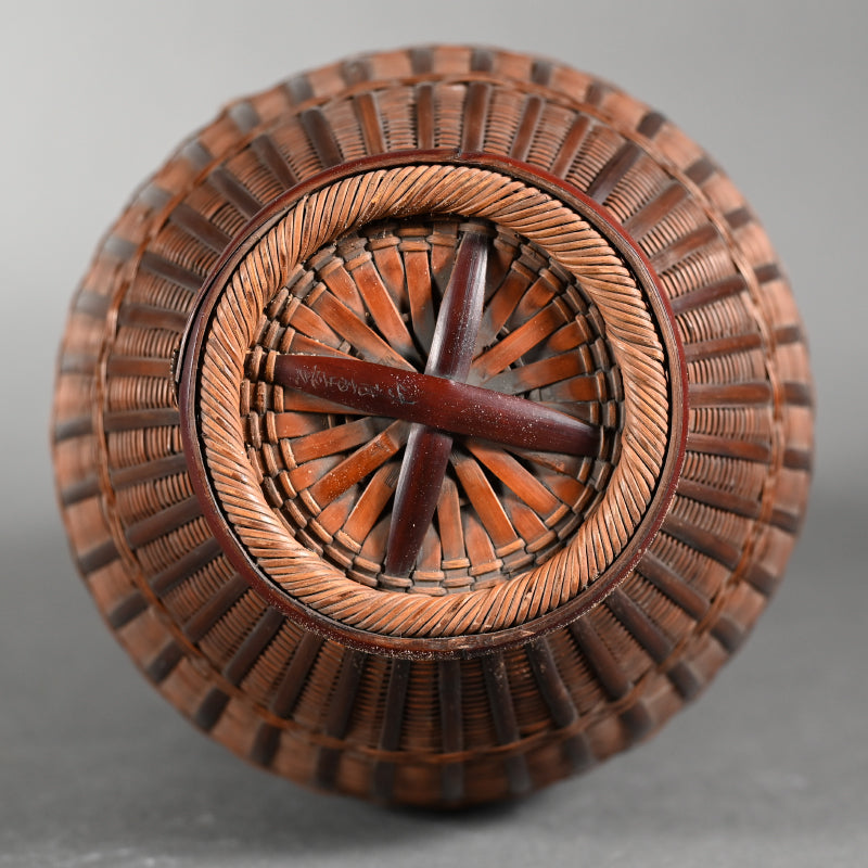 Antique Japanese Arrow Basket ー前田 竹房斎 "時代矢竹製 花籃"