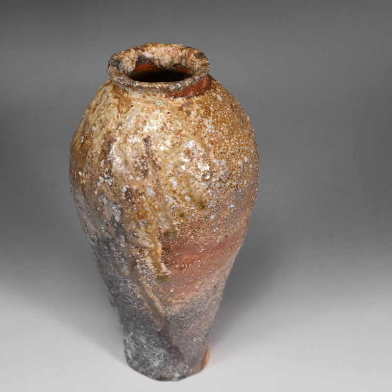 Iga Vase ー岸野 寛 “伊賀 焼〆花入”