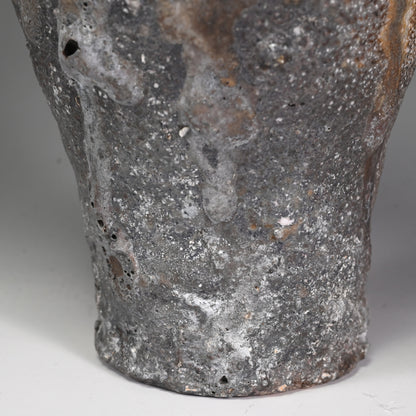 Iga Vase ー岸野 寛 “伊賀 焼〆花入”