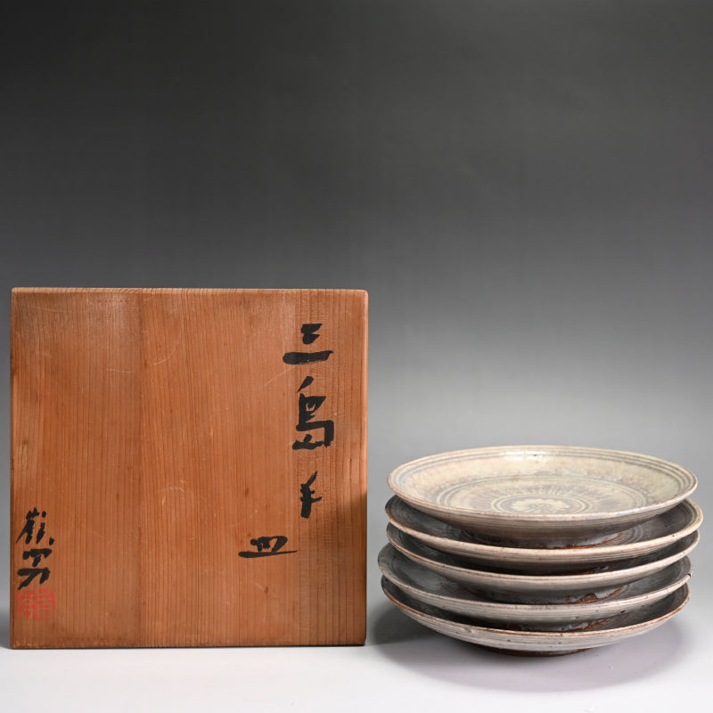 Mishima yaki Dish Set ー岡部 嶺男 “三島手皿”