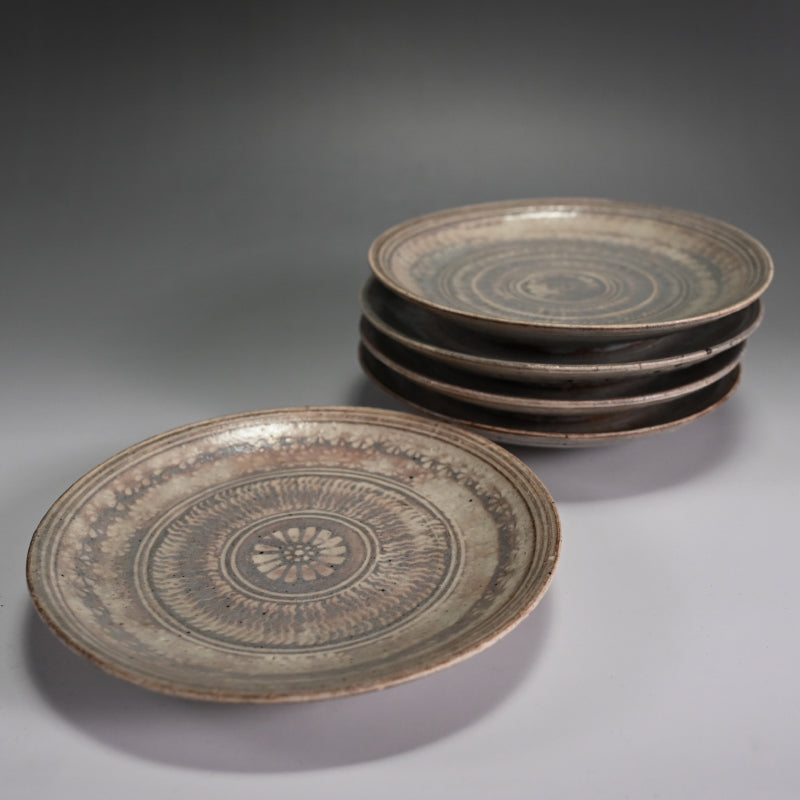 Mishima yaki Dish Set ー岡部 嶺男 “三島手皿”