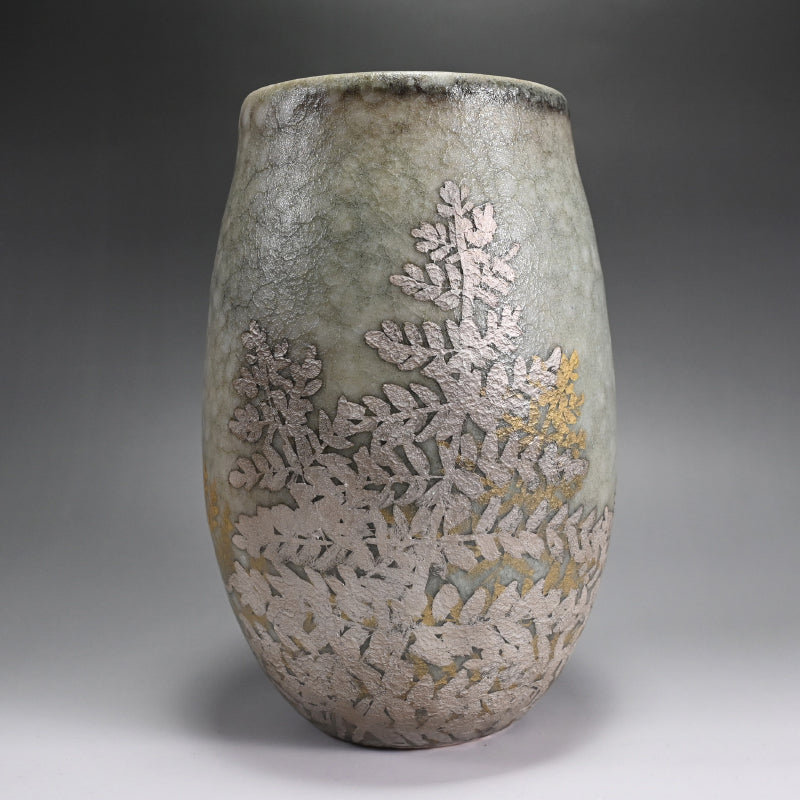 Gold & Siver Decorated Pottery Vase ー安田 全宏 “繫”