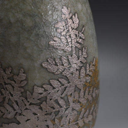 Gold & Siver Decorated Pottery Vase ー安田 全宏 “繫”