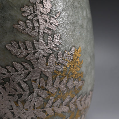 Gold & Siver Decorated Pottery Vase ー安田 全宏 “繫”