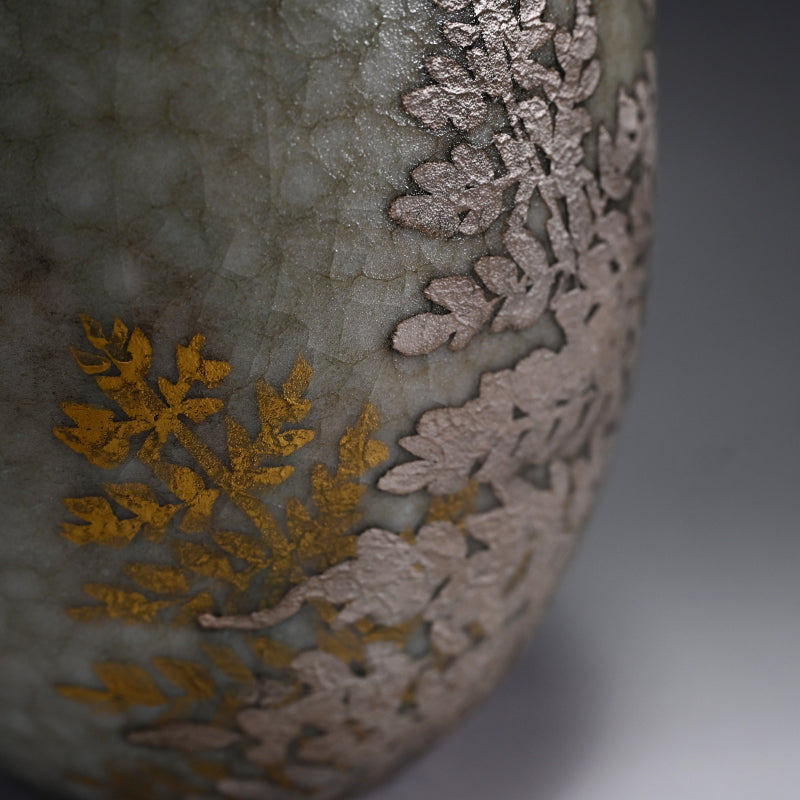 Gold & Siver Decorated Pottery Vase ー安田 全宏 “繫”