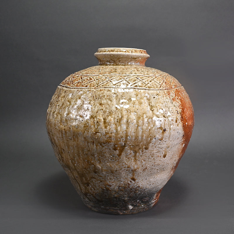 Iconic Shigaraki Tsubo ー高橋 春斎 "信楽焼 壺"