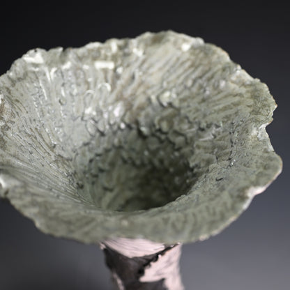 Contemporary Shingu Sayaka Vase ー新宮 さやか "萼容花入"