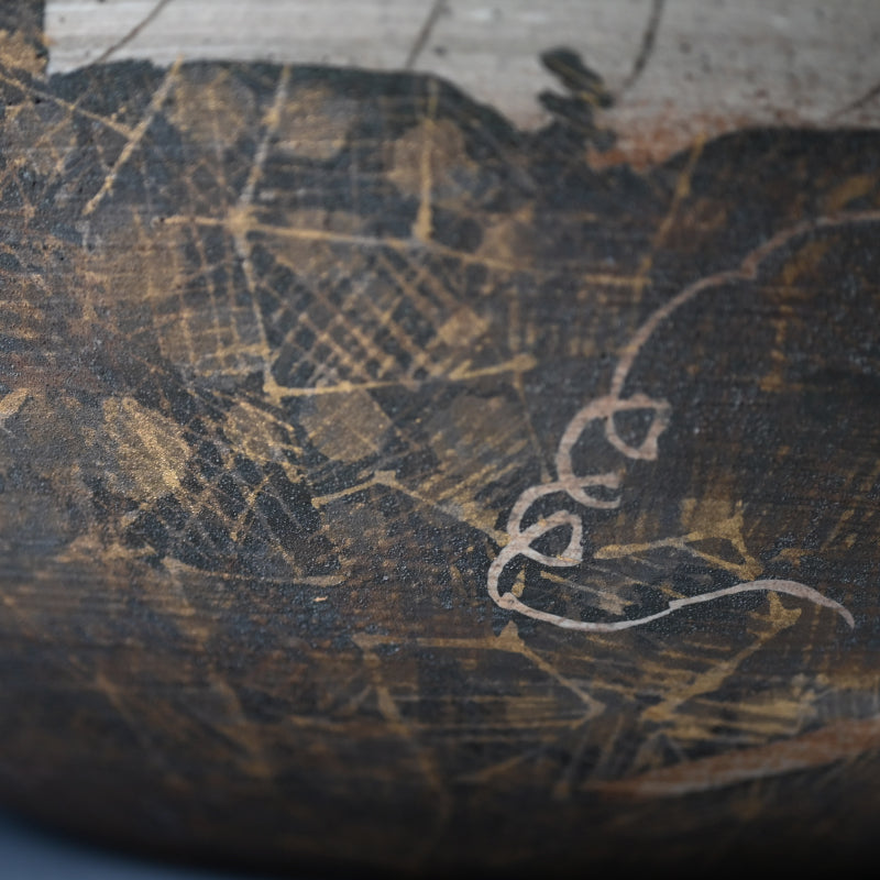 Massive Bowl w/ Pumpkin Vine Design ー三宅 洋司 “金彩窯文鉢”