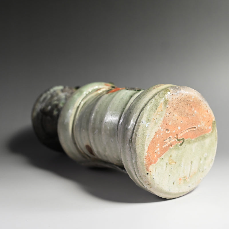 Classical Iga Vase ー新 歓嗣 "伊賀耳付花入"