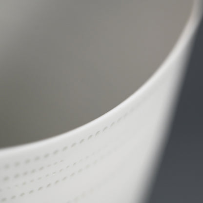 Exceptional Large Porcelain Vase ー新里明士 "光器"