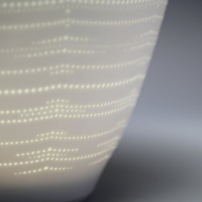 Exceptional Large Porcelain Vase ー新里明士 "光器"