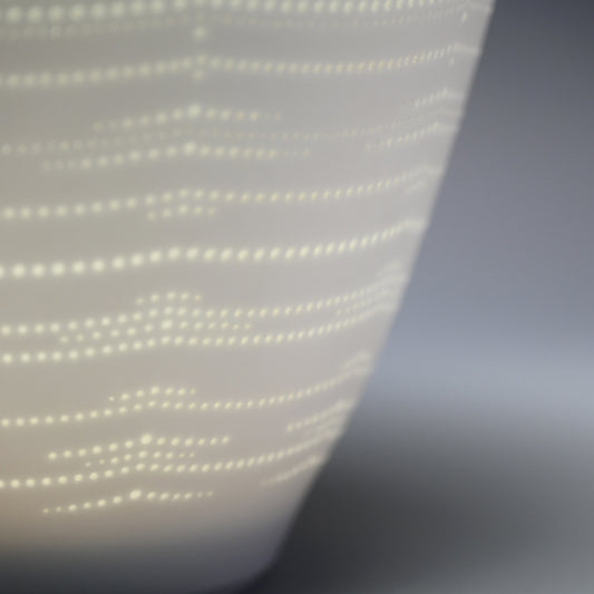 Exceptional Large Porcelain Vase ー新里明士 "光器"