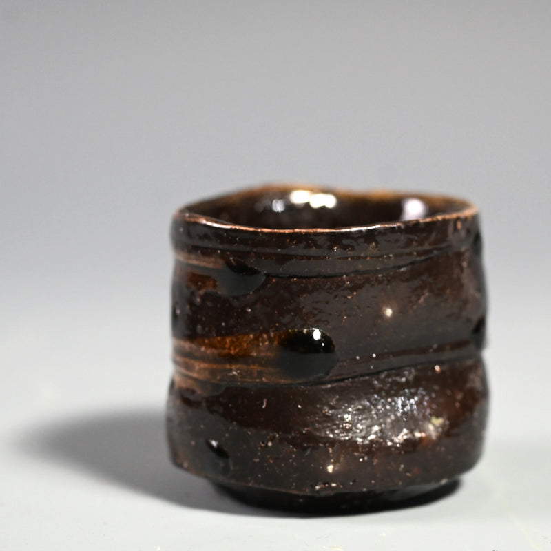 Black Bizen Guinomi ー大岩 智之 "ぐい吞"