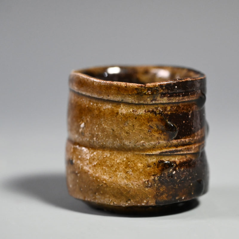 Black Bizen Guinomi ー大岩 智之 "ぐい吞"