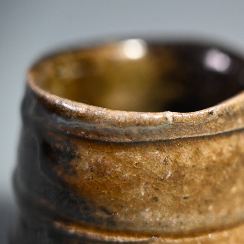 Black Bizen Guinomi ー大岩 智之 "ぐい吞"