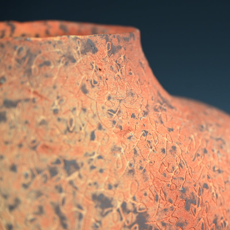 Contemporary Yakishime Vase ー大和 潔 “焼メ刻文花入”
