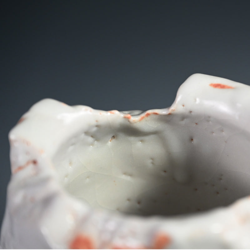 Exhibited Shino Vase ー室山 治郎 “志野花生”