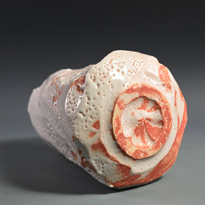 Exhibited Shino Vase ー室山 治郎 “志野花生”