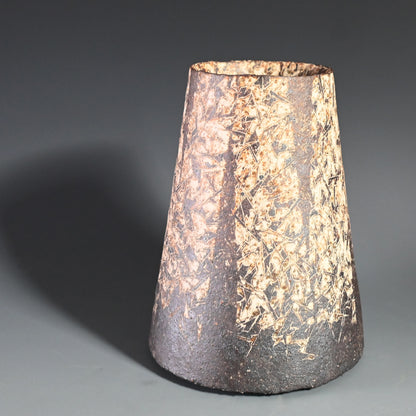 伝説のー和太守卑良による初期の花瓶「彩土杉文器」