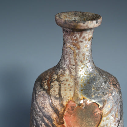 Masterpiece Bizen Yohen Vase ー各見 政峯 “備前窯変一輪花入”