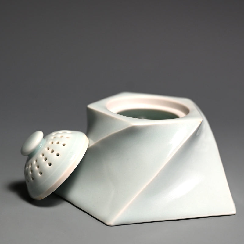 Mentori Porcelain Incense Burner