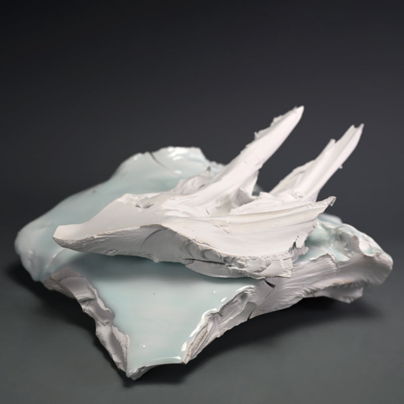 Porcelain Sculpture ー“FREEZE FLAME 1996”