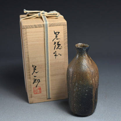 Black Bizen Tokkuri Sake Flask ー伊勢崎 晃一朗 "黒徳利"