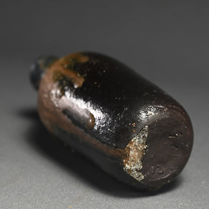 Black Bizen Tokkuri Sake Flask ー伊勢崎 晃一朗 "黒徳利"