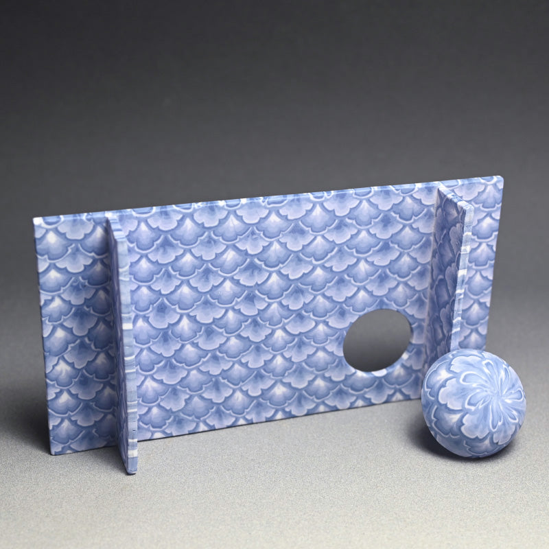 Sake Cup & Plate Set, Blue ー草場 勇次 “練上焼〆波文 板皿”