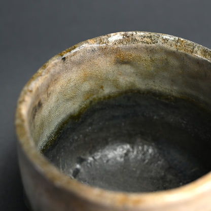 White and Black Chawan Tea Bowl ー“白黒茶碗 不二山”