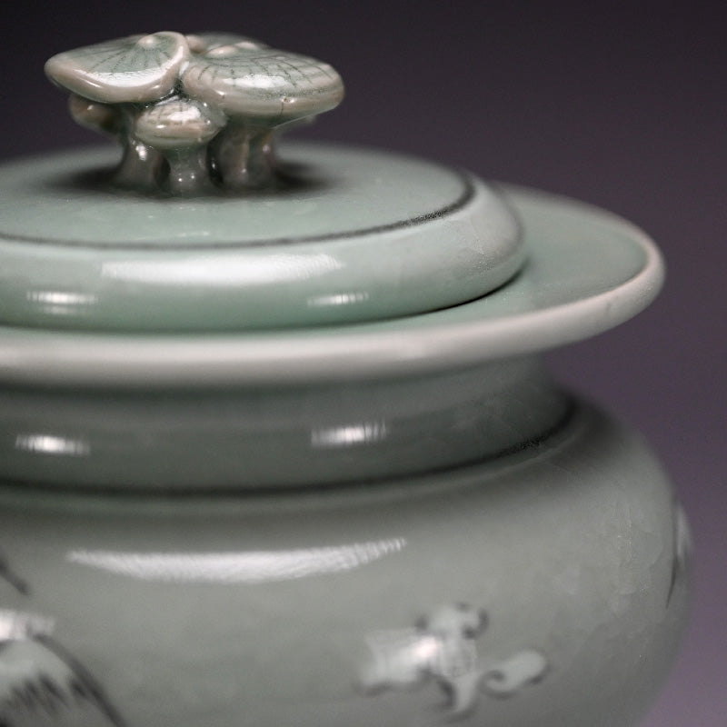 Kozan Unkaku Celaodn Koro Incense Burner ー宮川 (真葛) 香山 "雲鶴 青磁釉 香爐"