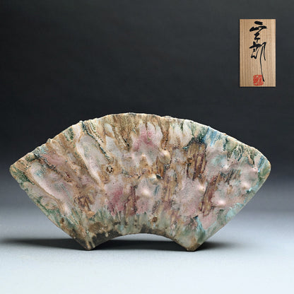 Contemporary Manyosai Ceramic Vase ―万葉彩扇面花器