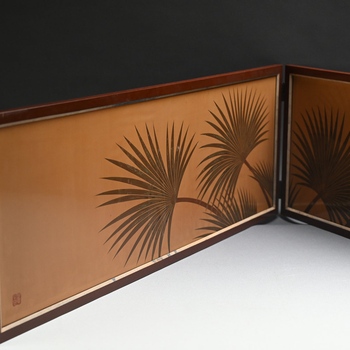 Mid-century Lacquer Furosaki Byobu ー番浦 省吾 “棕梠之圖風呂先屏風”