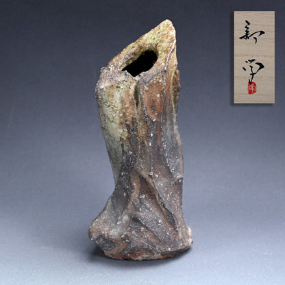 Amazing Shinogi Vase ー新 学 "伊賀 鎬花入"