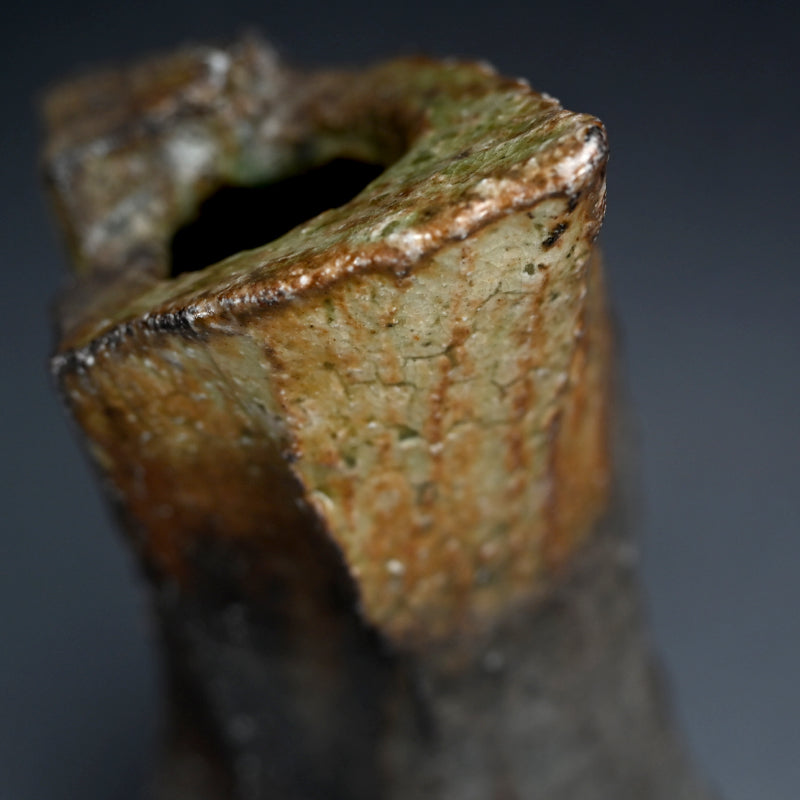 Amazing Shinogi Vase ー新 学 "伊賀 鎬花入"