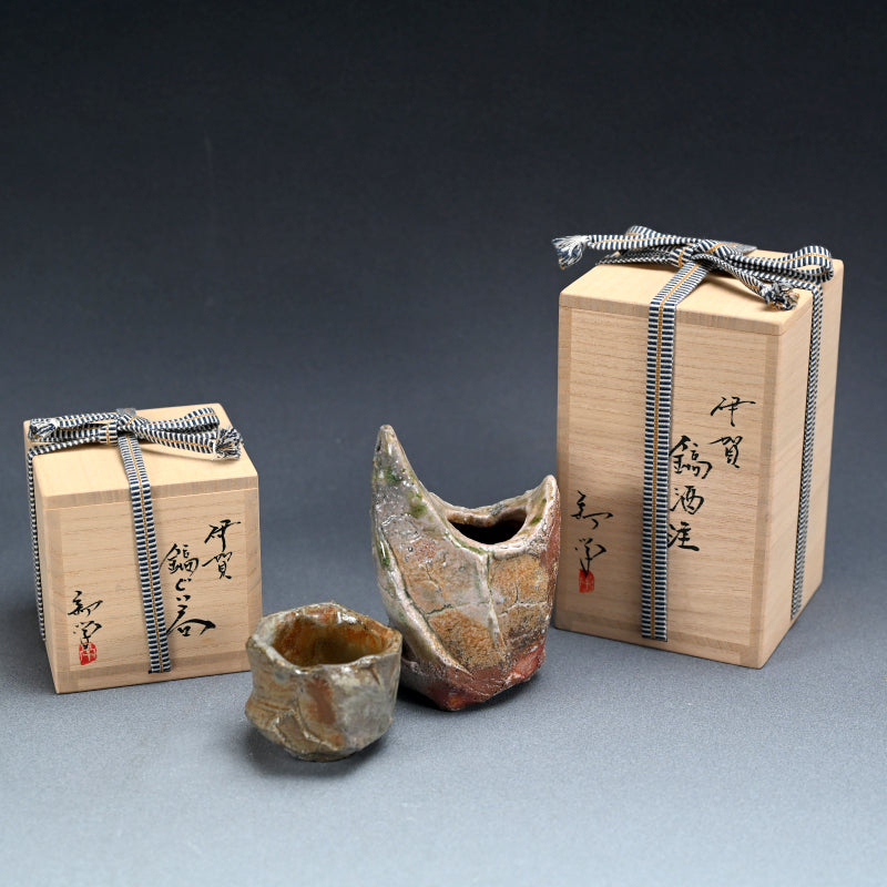 Iga Shinogi Sake Flask & Guinomi ー新 学 "伊賀 鎬酒注" "伊賀 鎬ぐい呑み"