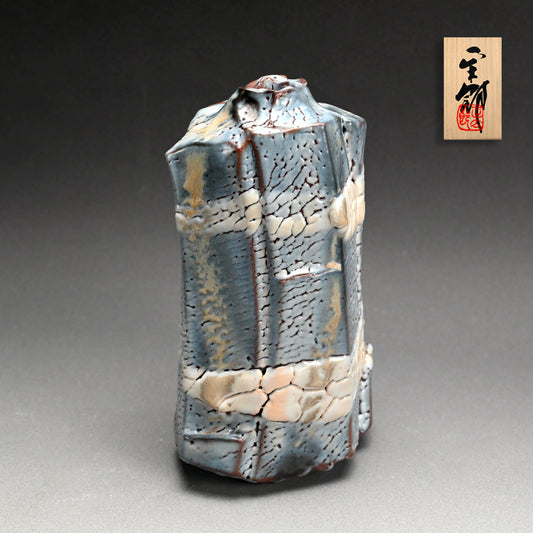 Blue Shino Vase with White Clouds ー"白群志野四方壺"