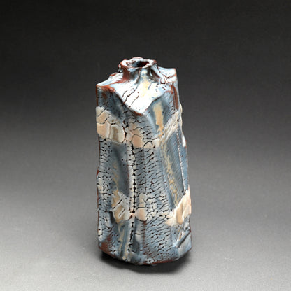 Blue Shino Vase with White Clouds ー"白群志野四方壺"